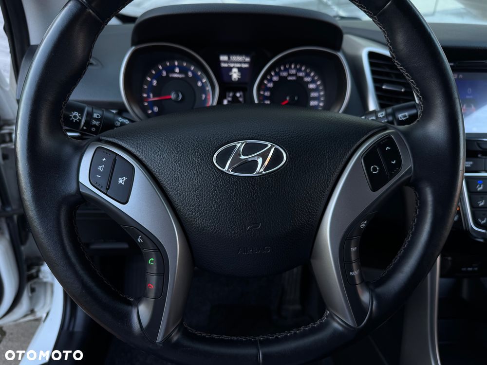 Hyundai i30 - 29