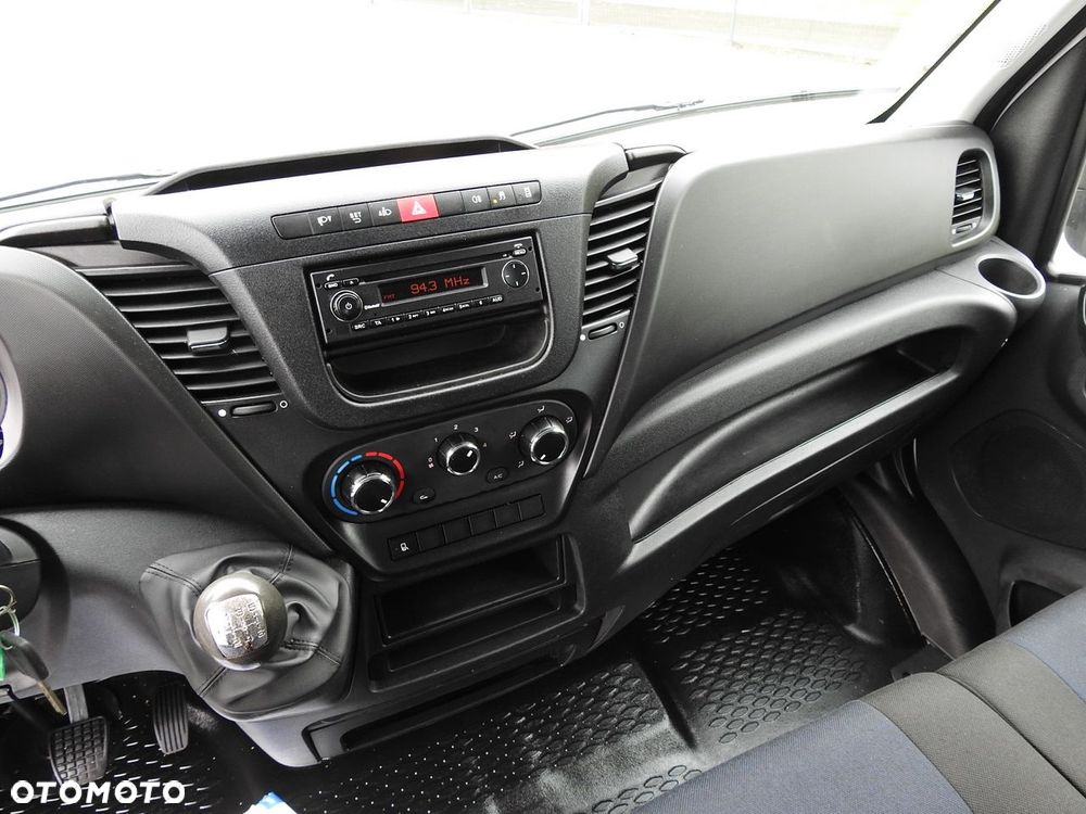 Iveco DAILY 35S15 SKRZYNIA PODWÓJNA KABINA DOKA 7 MIEJSC KLIMATYZACJA  150KM - 29