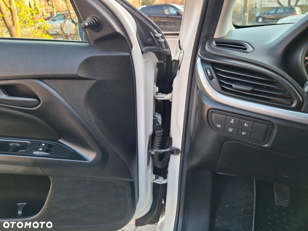 Fiat Tipo 1.4 16V EU6d - 31