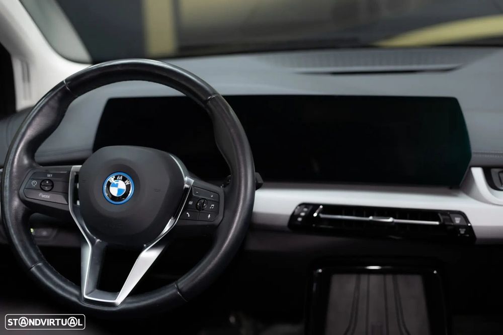 BMW 225xe Active Tourer e xDrive Line Luxury - 26