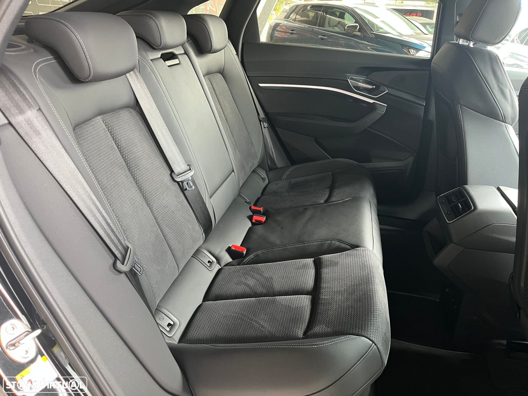 Audi e-tron 55 quattro S line - 52