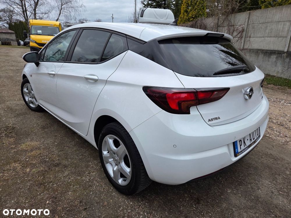 Opel Astra - 34