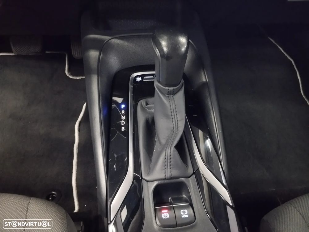 Toyota Corolla SD 1.8 Hybrid Comfort - 30