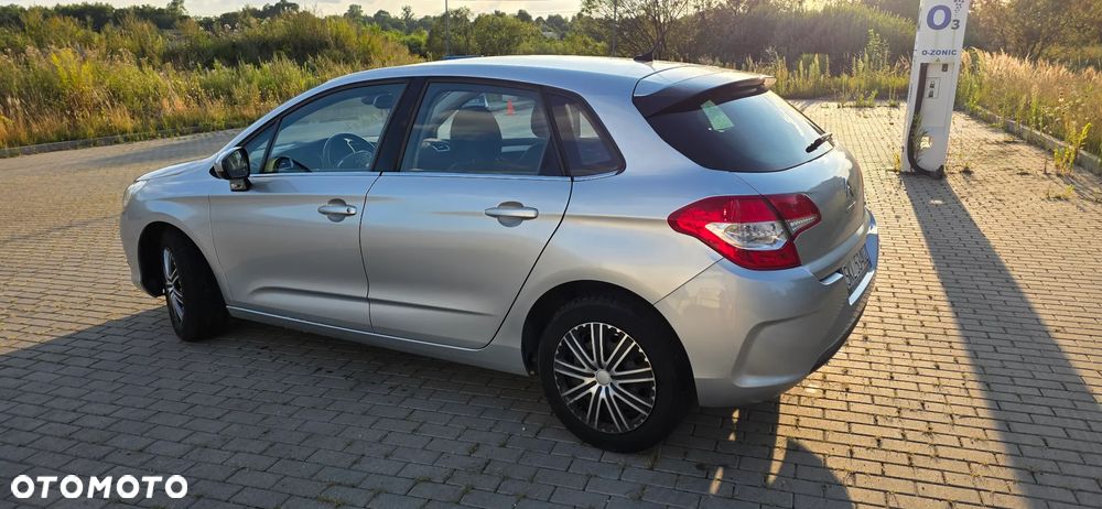 Citroën C4 1.6 HDi Attraction - 13