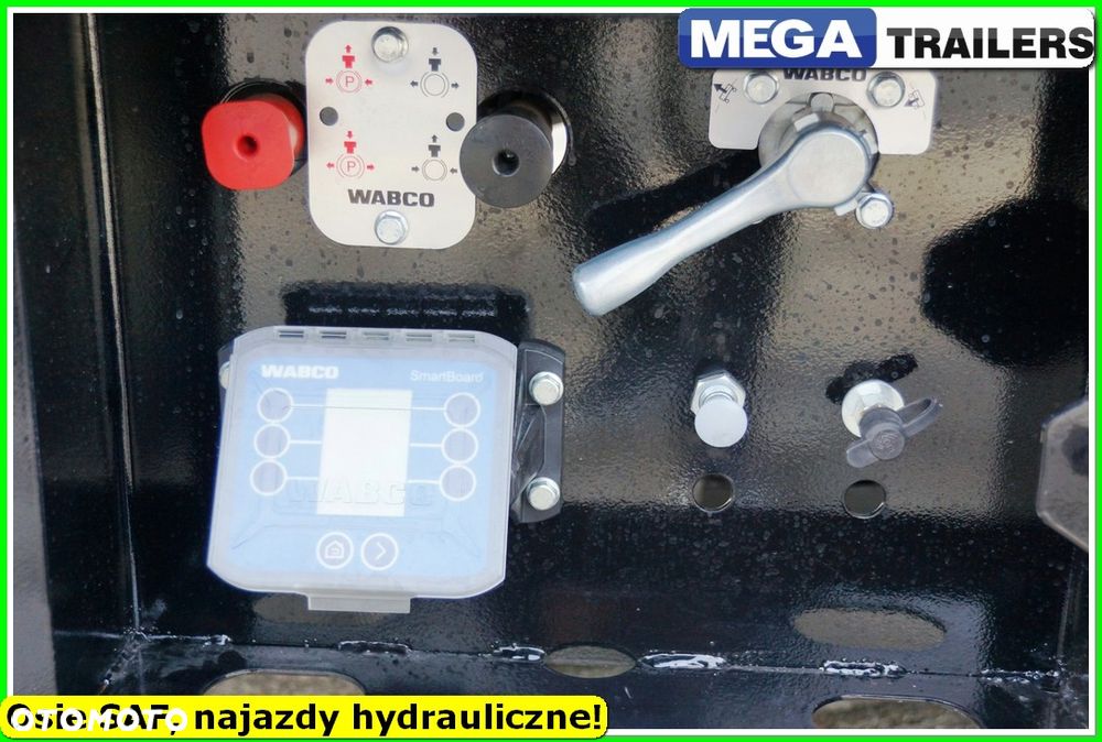 Mega Niska podłoga, DMC 54 T, oś skrętna, najazdy HYDRULICZNE 4,0 M !!! - 24