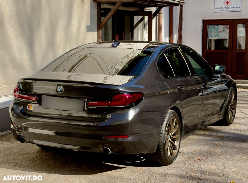 BMW Seria 5 530i xDrive Aut. - 19