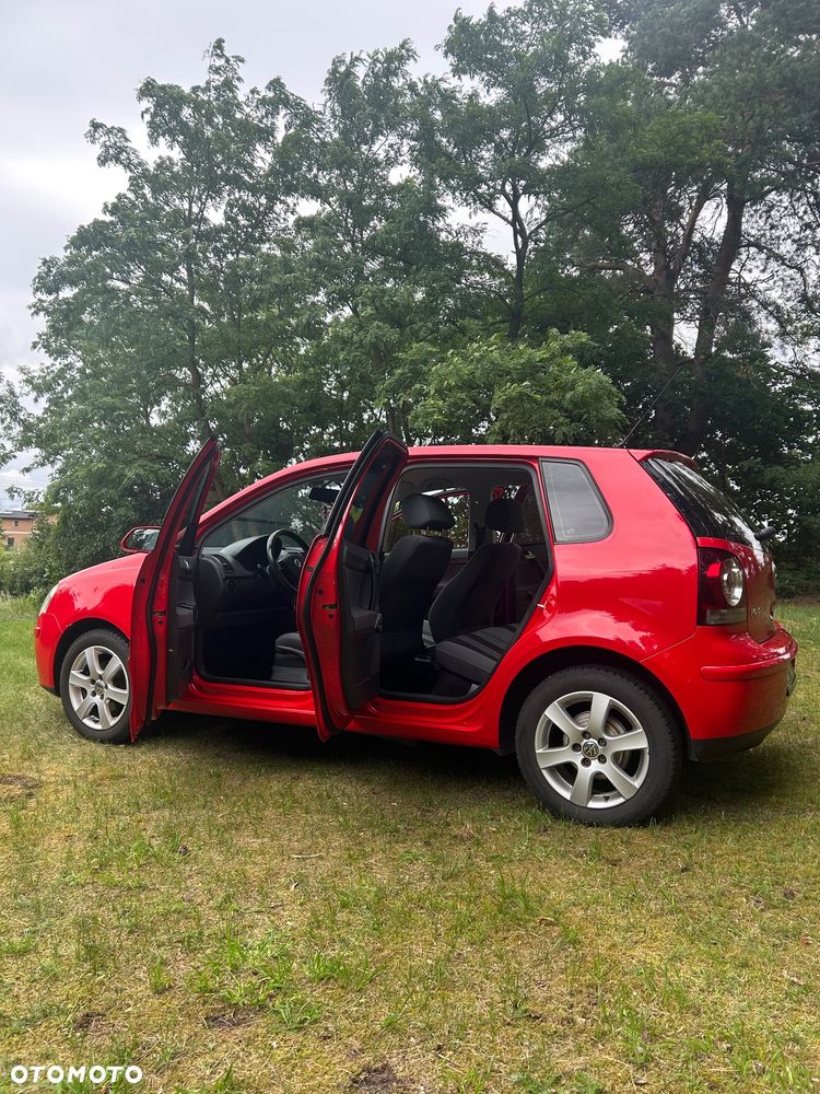 Volkswagen Polo - 7