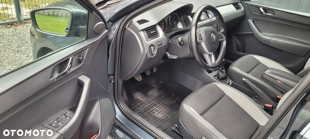 Skoda RAPID ver-1-6-tdi-dpf-ambition - 9