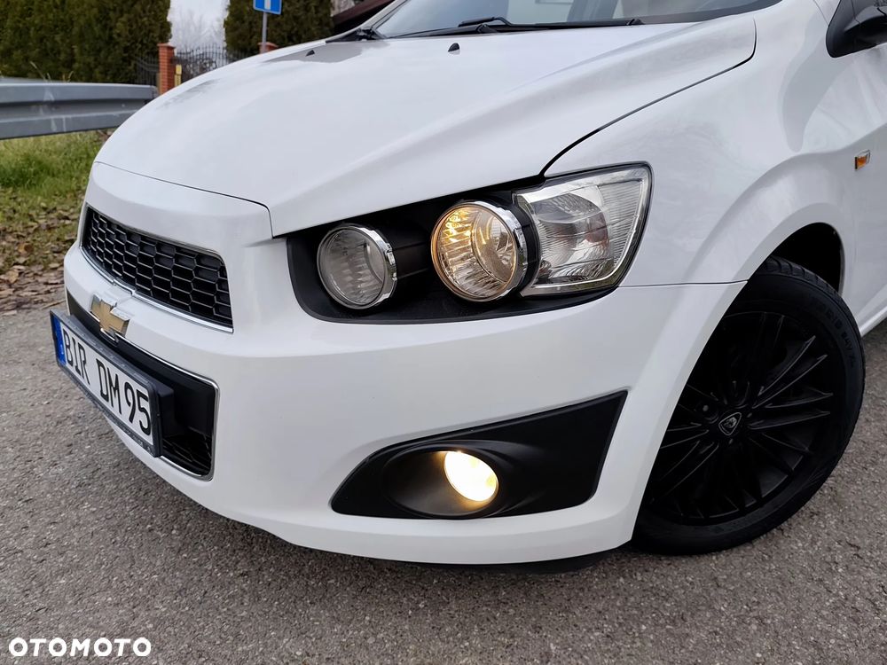 Chevrolet Aveo 1.6 LTZ S/S - 35