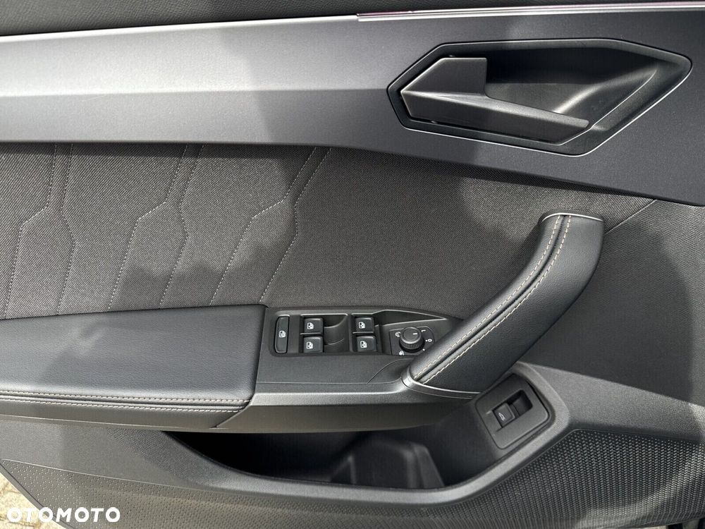 Cupra Leon 1.5 eTSI DSG - 16