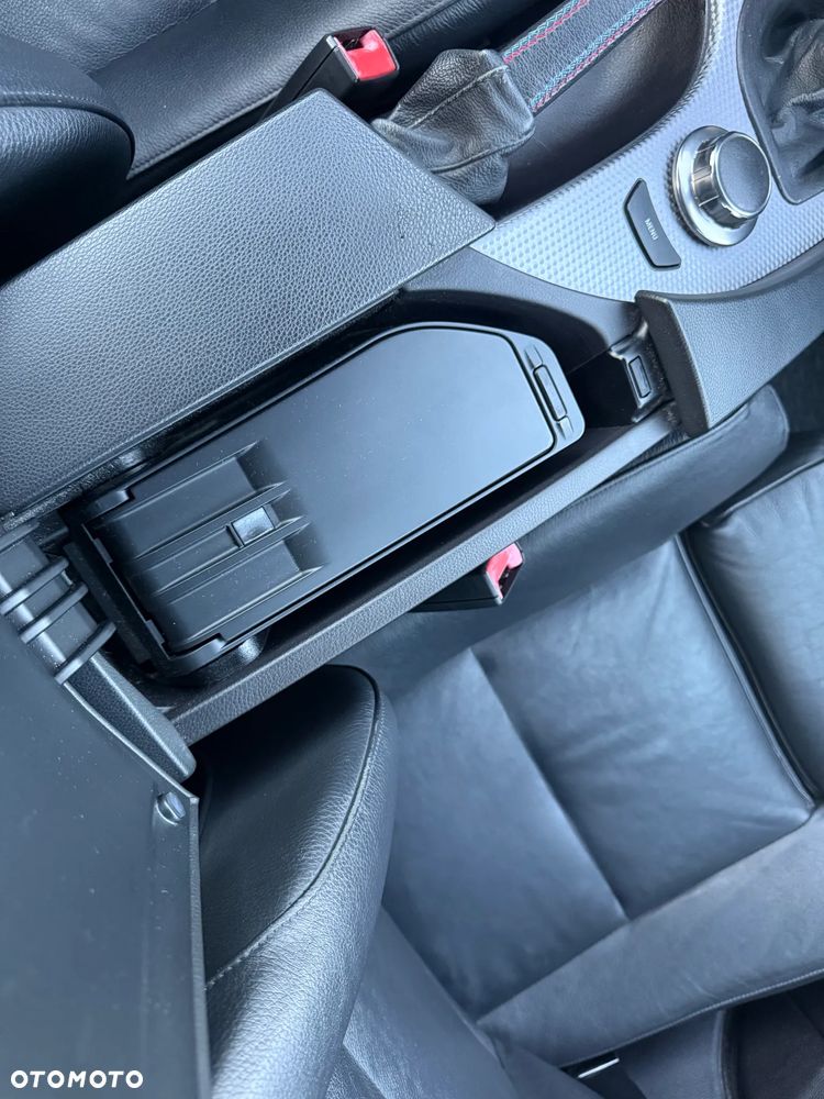 BMW Seria 5 525i - 24