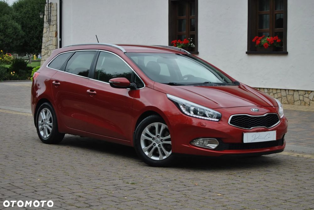 Kia Ceed 1.6 GDI DCT Vision - 2