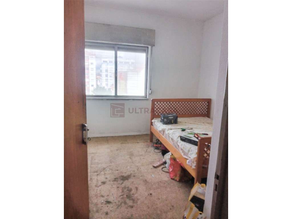 Oportunidade de investimento T1 nas Reboleira - Grande imagem: 5/10