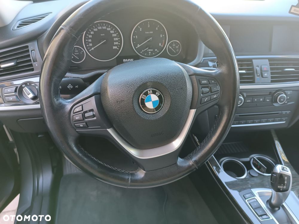 BMW X3 xDrive20d - 16