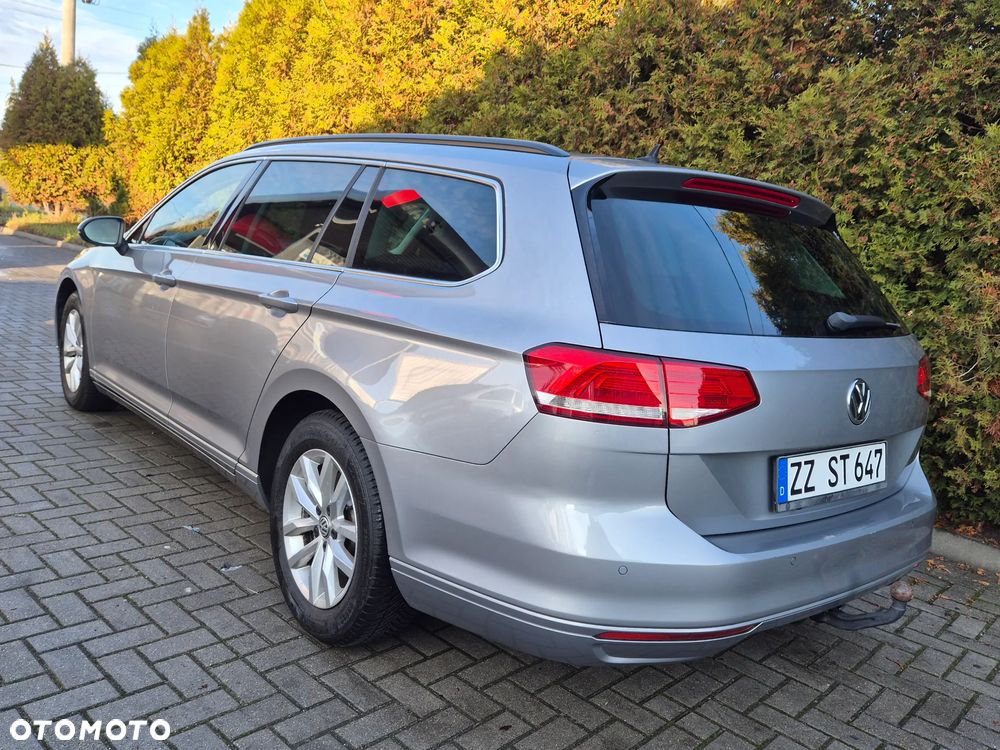 Volkswagen Passat - 9