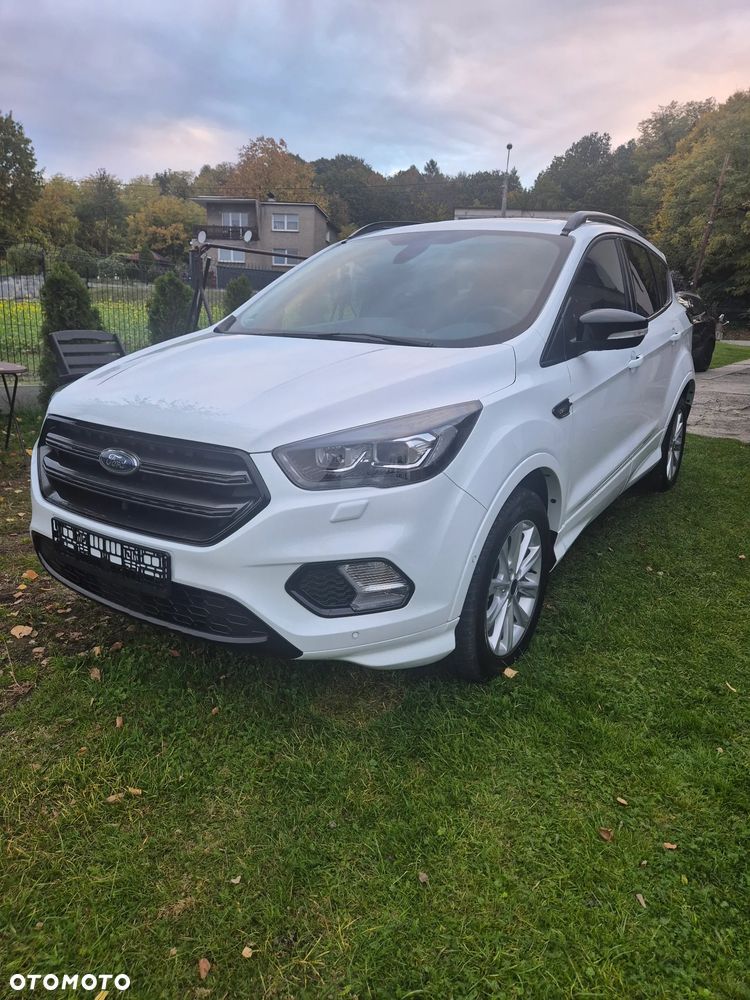 Ford Kuga - 2
