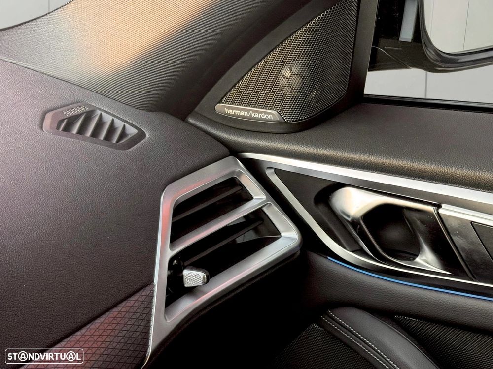 BMW i4 - 13