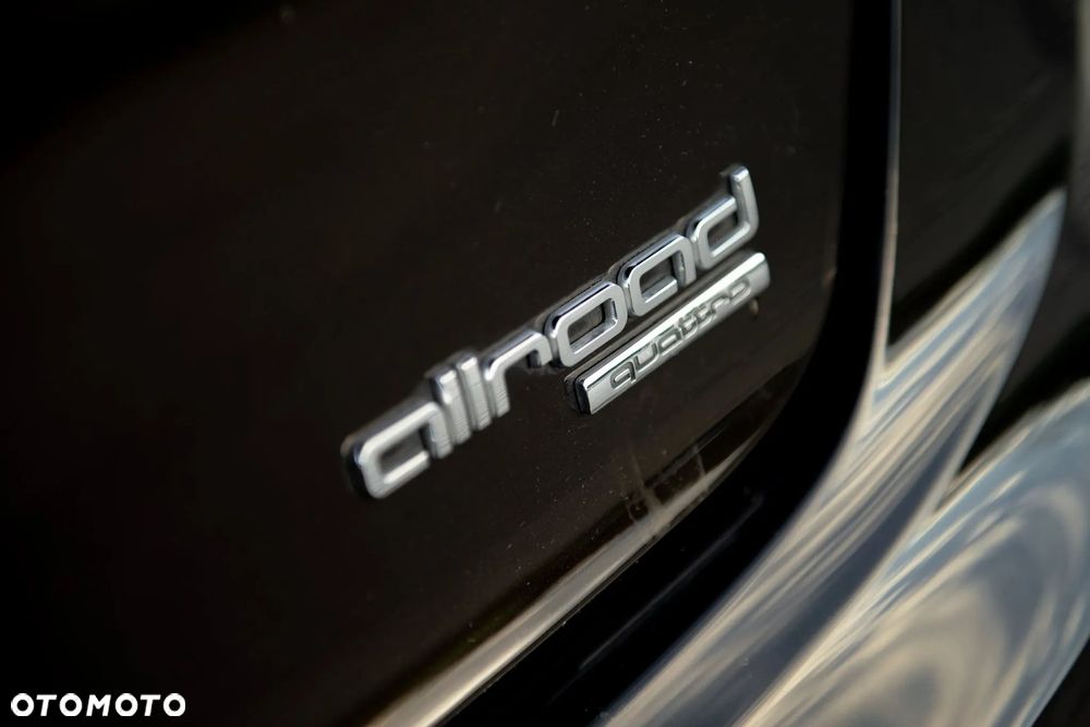Audi A6 Allroad - 12