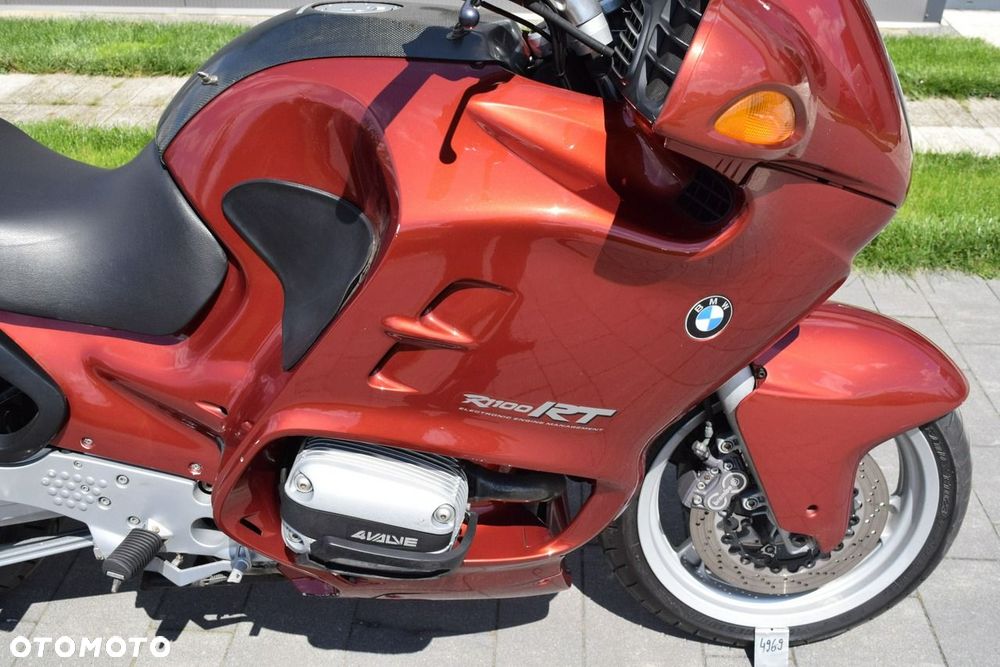 BMW R - 8