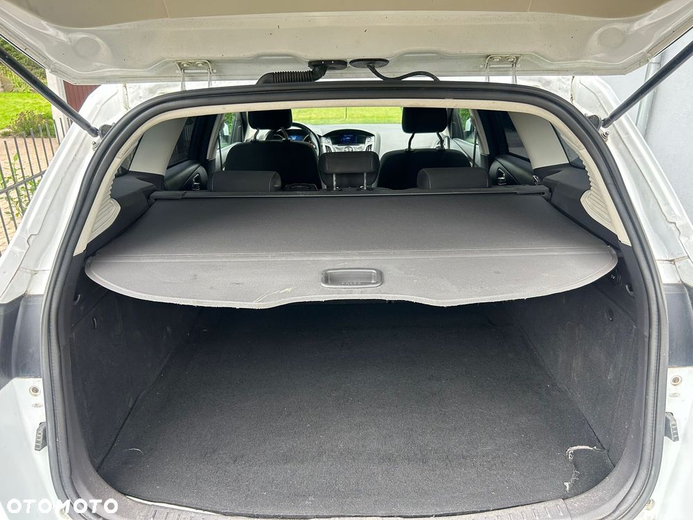 Ford Focus 1.6 TDCi DPF Trend - 12