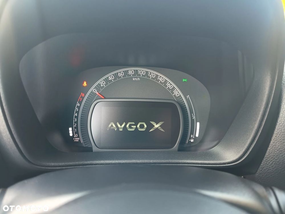 Toyota Aygo X 1.0 VVT-i Style CVT - 7
