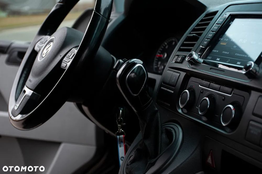 Volkswagen Transporter - 34