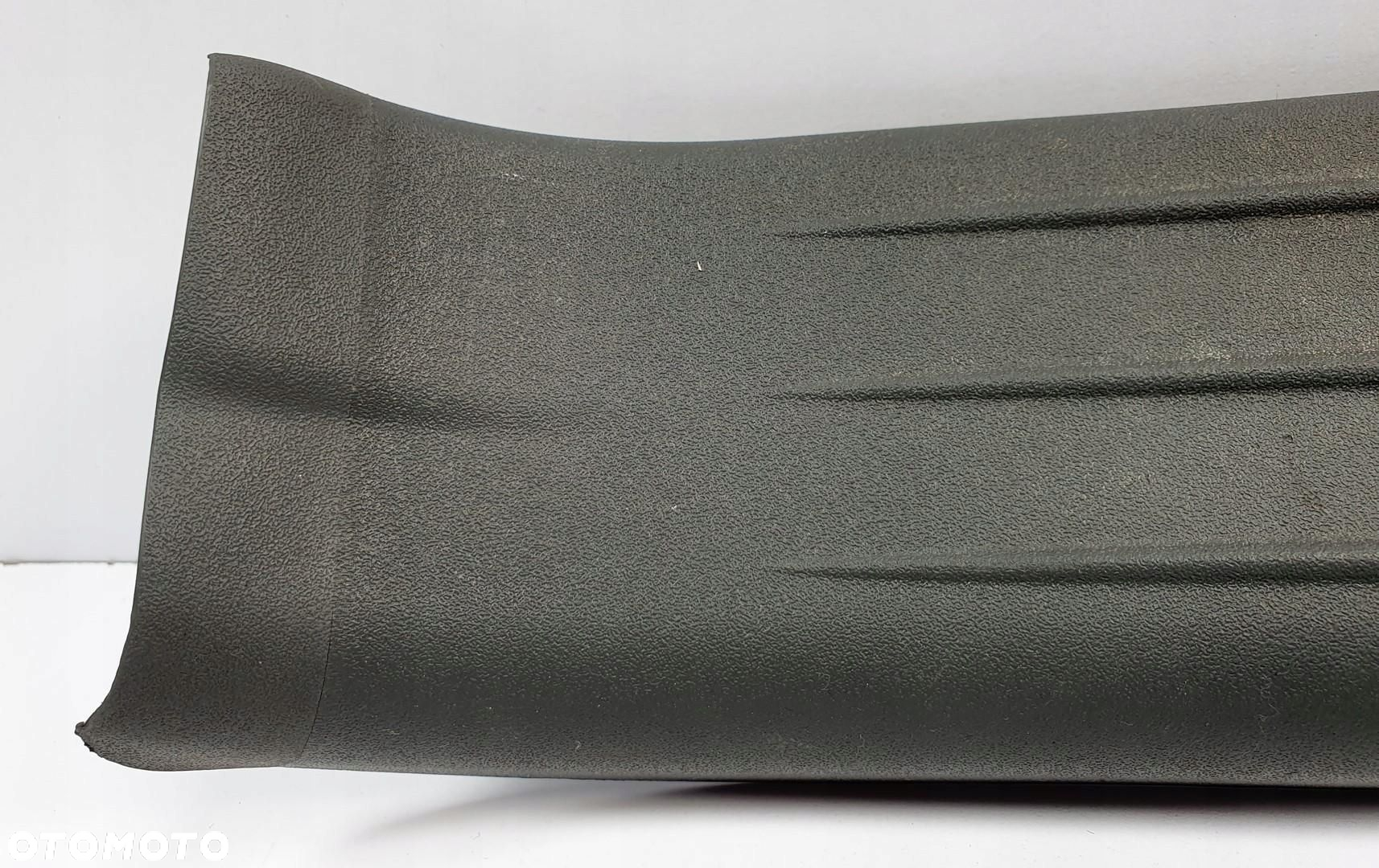 LISTWA NAKŁADKA PROGU PRAWY PRZÓD MERCEDES SL R230 - 2