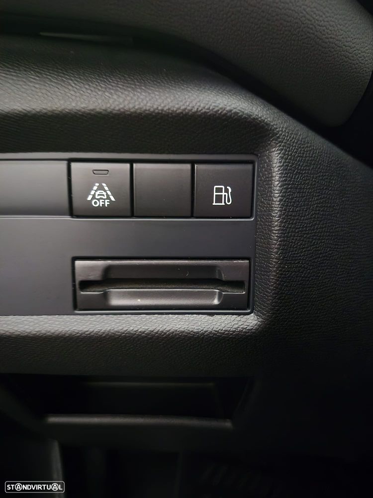 Citroën C5 Aircross 1.6 Hybrid Shine e-EAT8 - 36