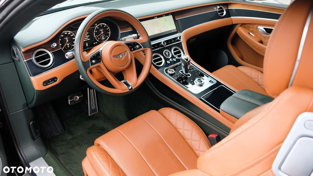 Bentley Continental GT - 10
