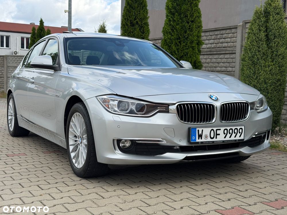 BMW Seria 3 320d Blue Performance Luxury Line - 16