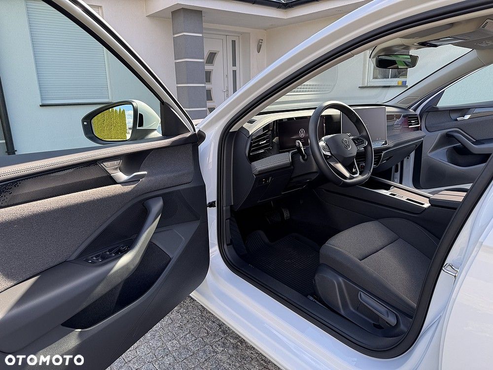 Volkswagen Passat - 22