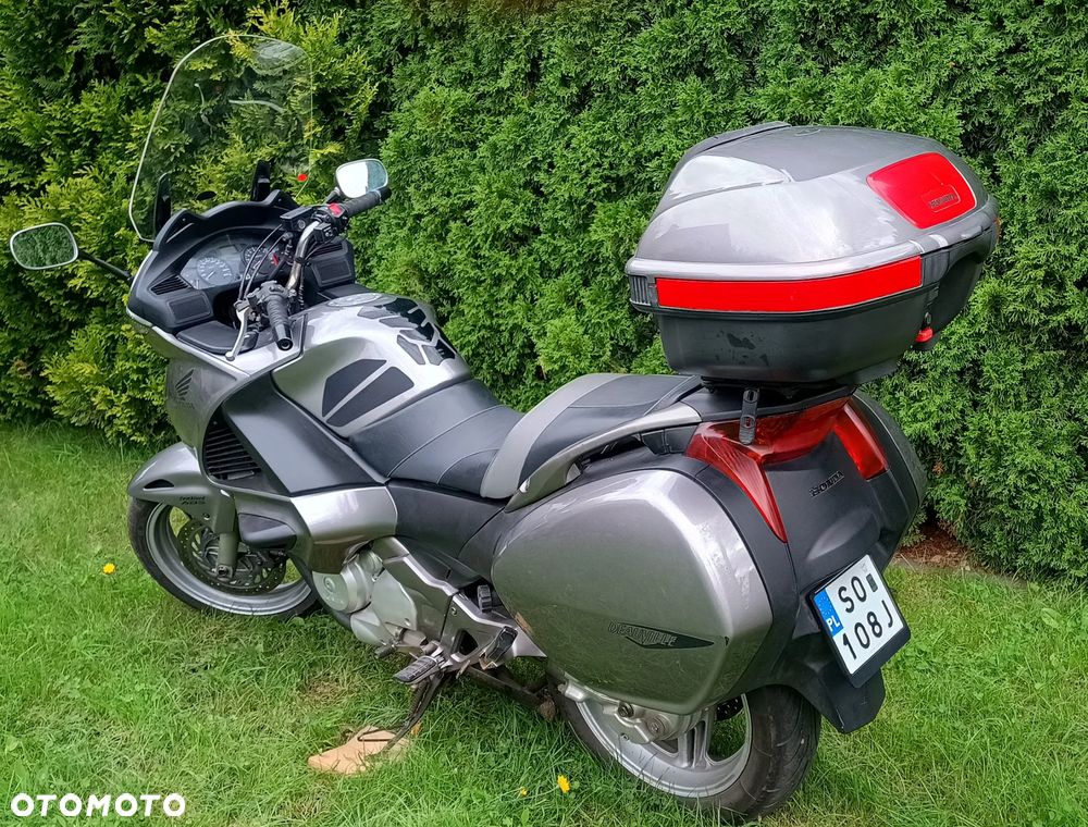 Honda Deauville - 12