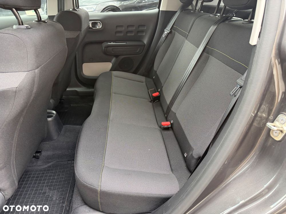 Citroën C3 1.2 PureTech Shine EAT6 - 21