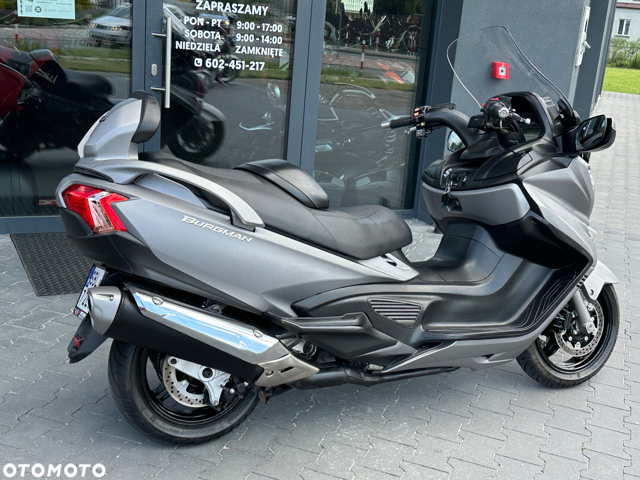Suzuki Burgman - 4