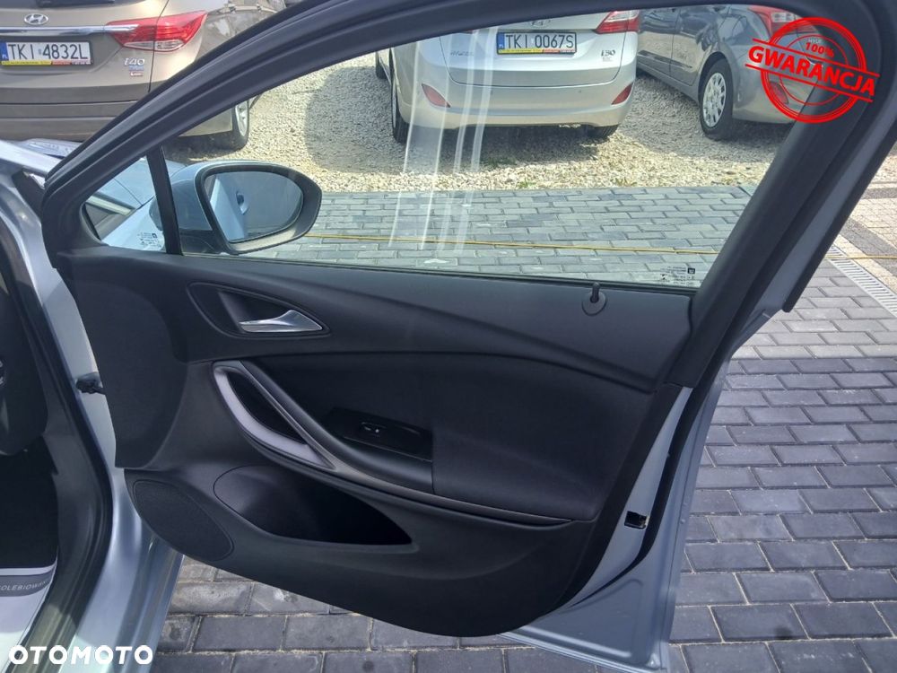 Opel Astra - 37