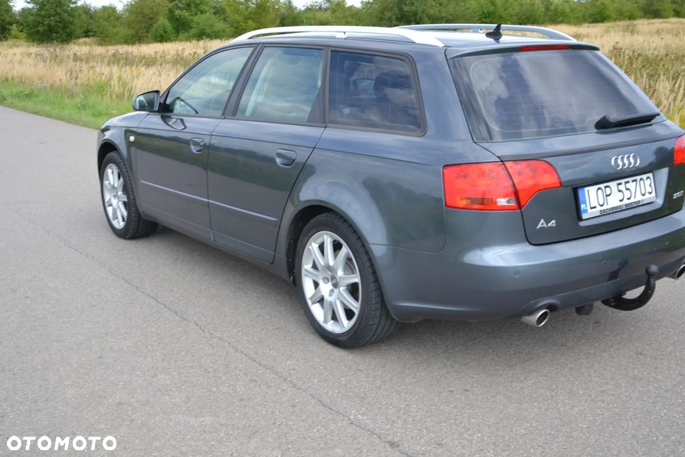Audi A4 Avant - 13