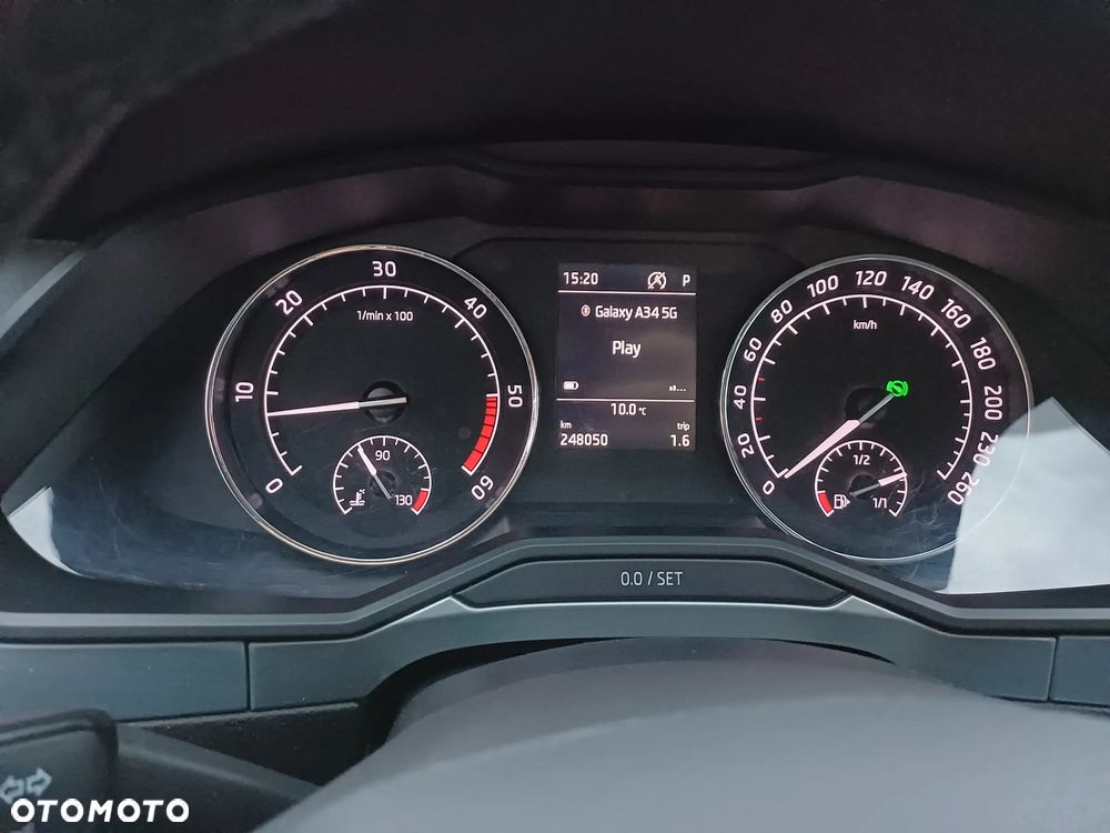 Skoda Superb 2.0 TDI Ambition DSG - 13