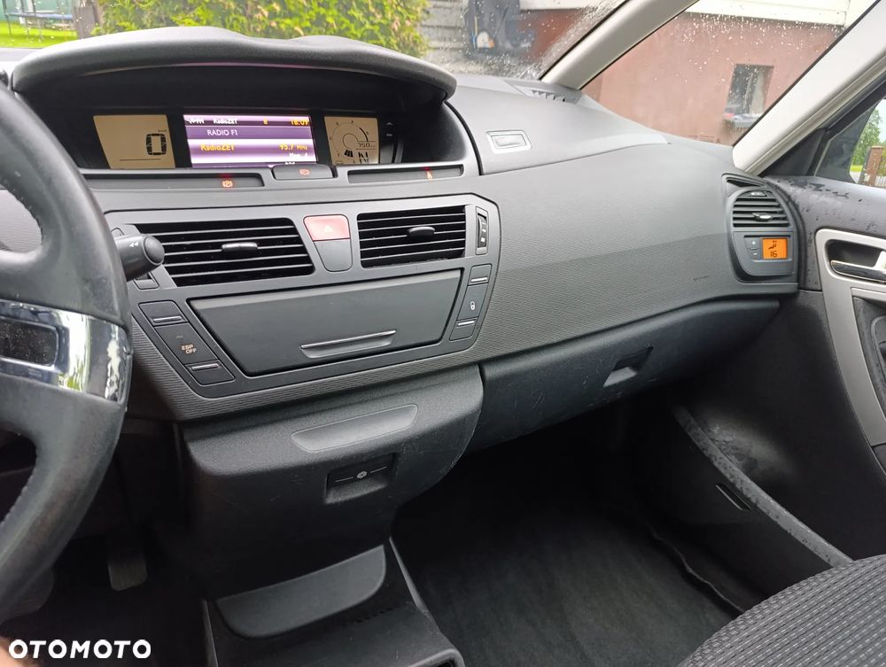 Citroën C4 Picasso - 10