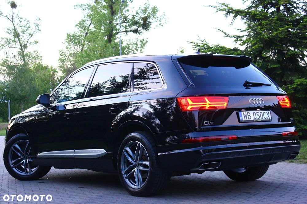 Audi Q7 - 6