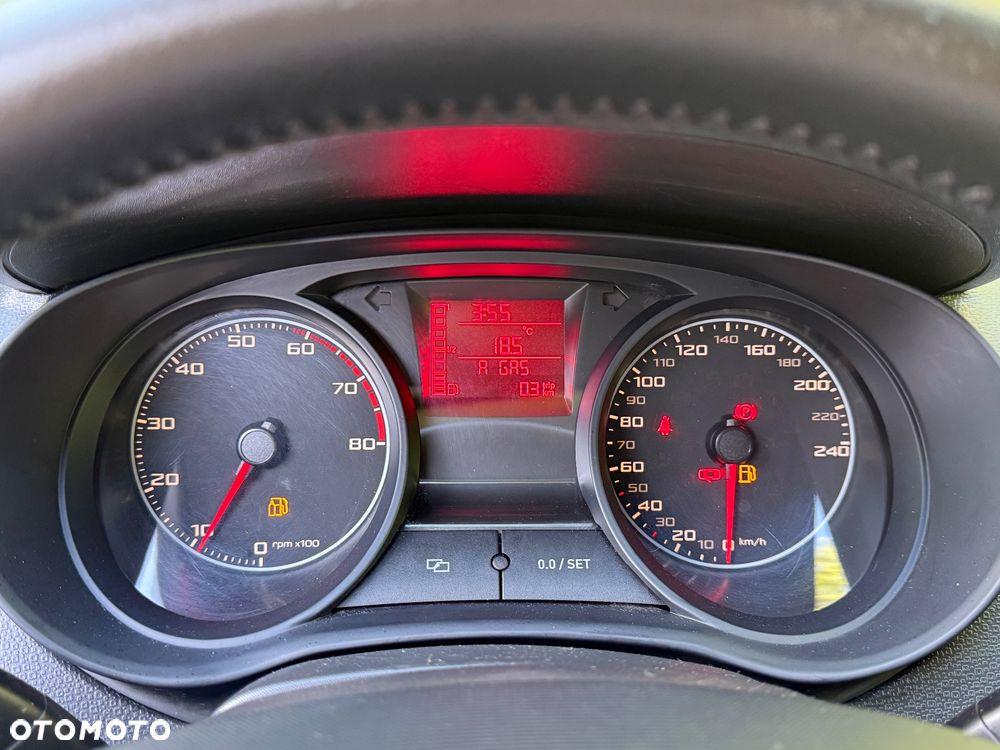 Seat Ibiza 1.6 16V Style - 34