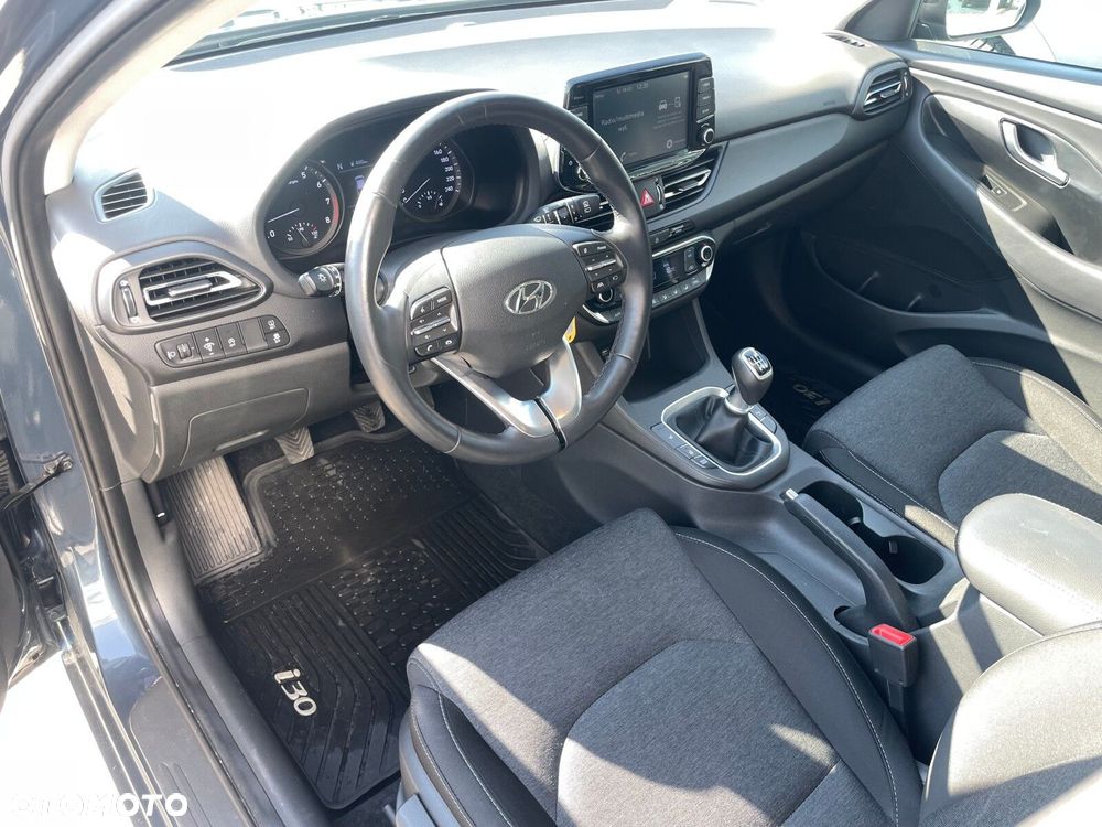 Hyundai i30 - 10