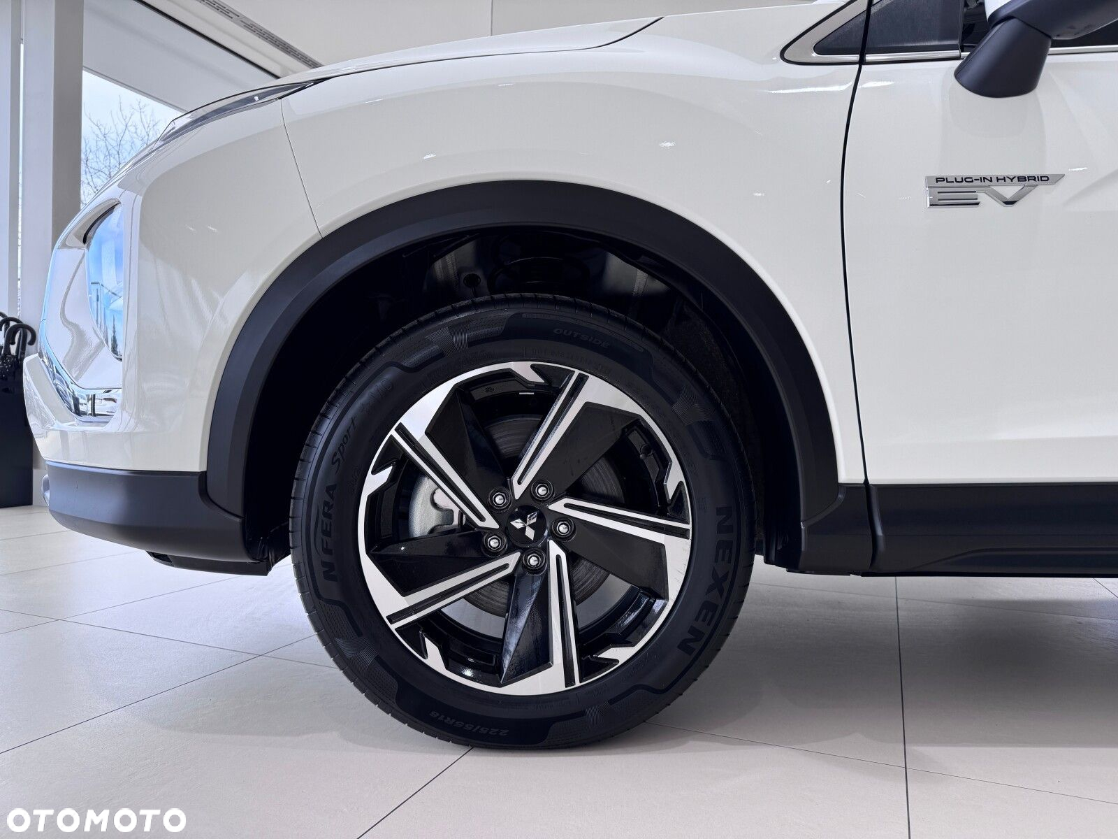 Mitsubishi Eclipse Cross - 18