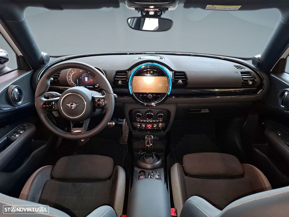 MINI Clubman John Cooper Works Premium P. JCW Plus Auto - 12