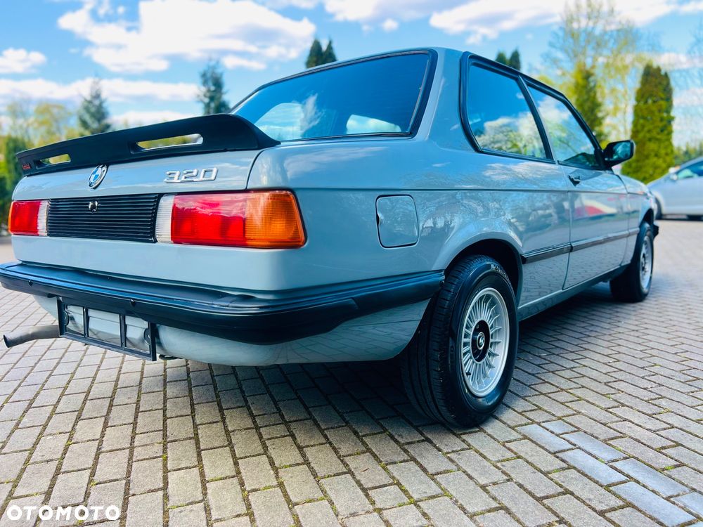 BMW Seria 3 - 10