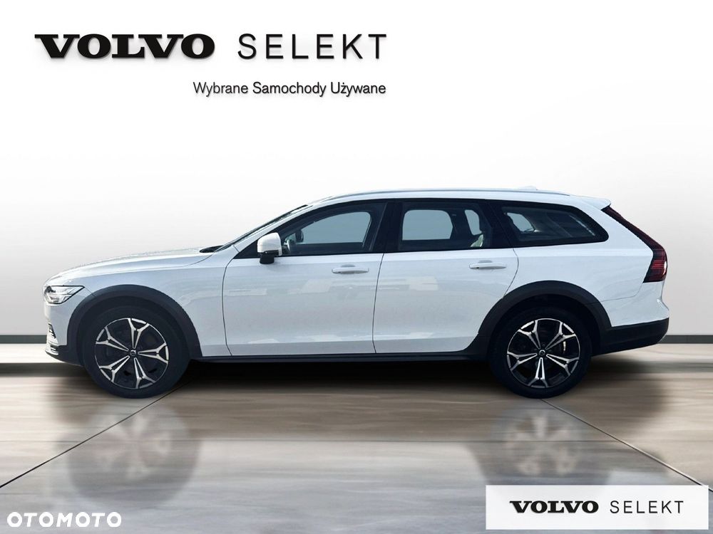Volvo V90 Cross Country - 3