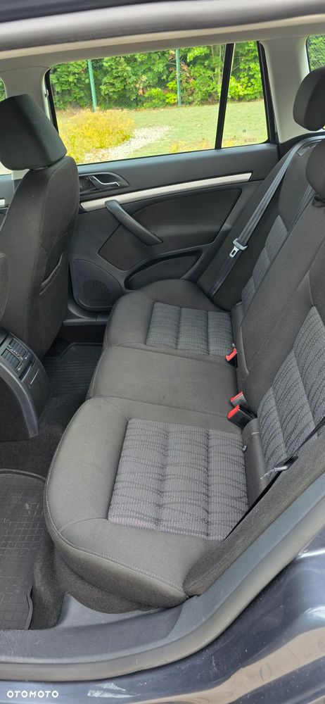 Skoda Octavia 1.8 TSI Ambiente - 11