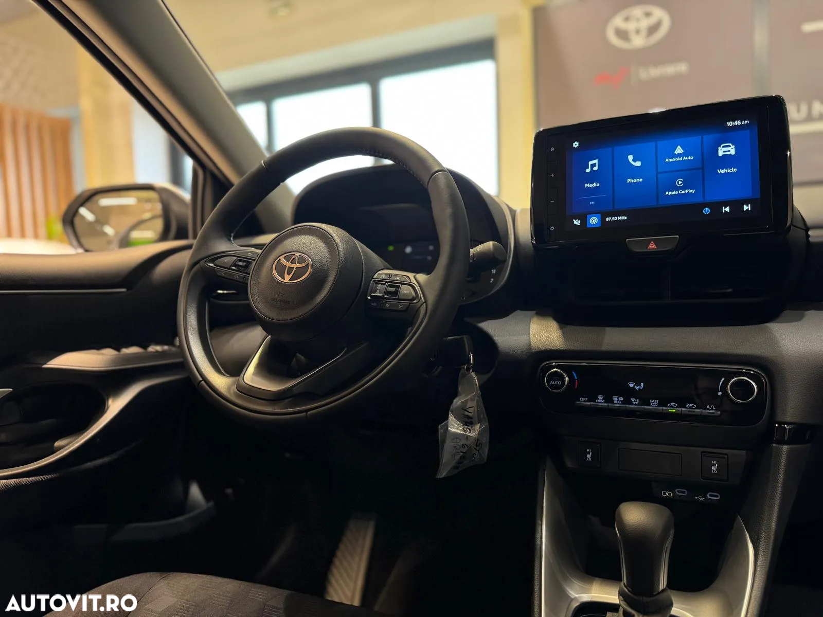 Toyota Yaris 1.5 VVT-i HSD Active - 20