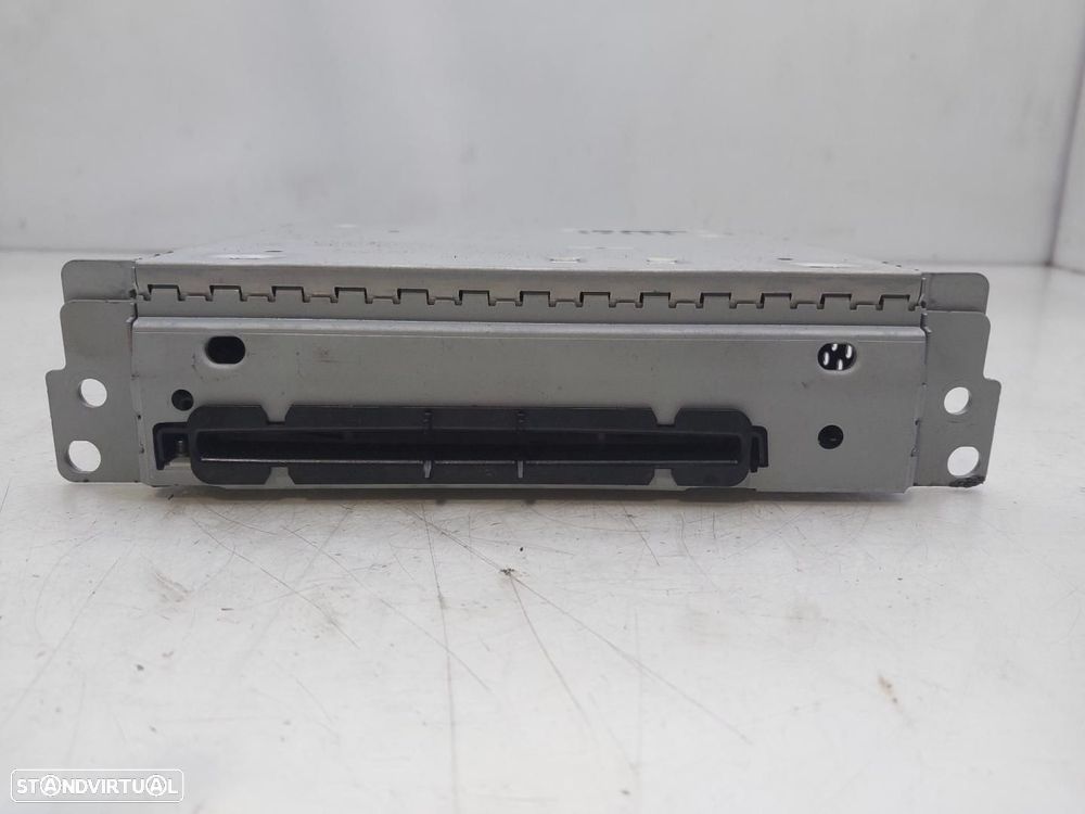 SISTEMA DE ÁUDIO RÁDIO CD BMW SERIE 1 - 1