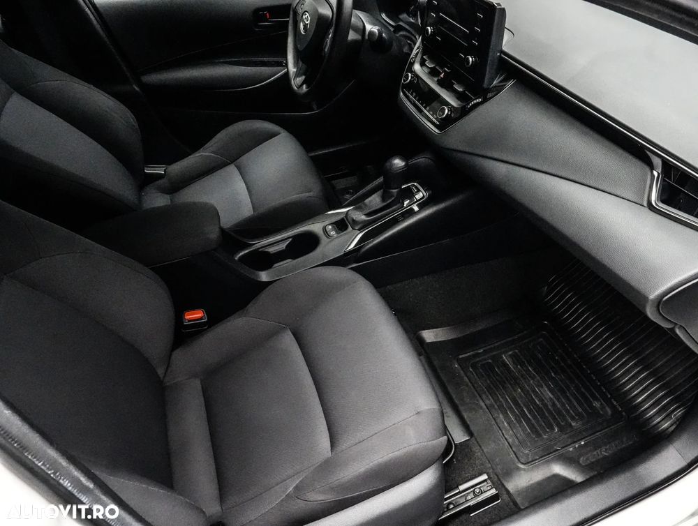 Toyota Corolla 1.8 HSD Dynamic - 12