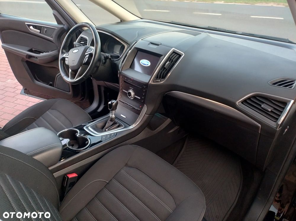 Ford Galaxy 2.0 EcoBlue Titanium - 23
